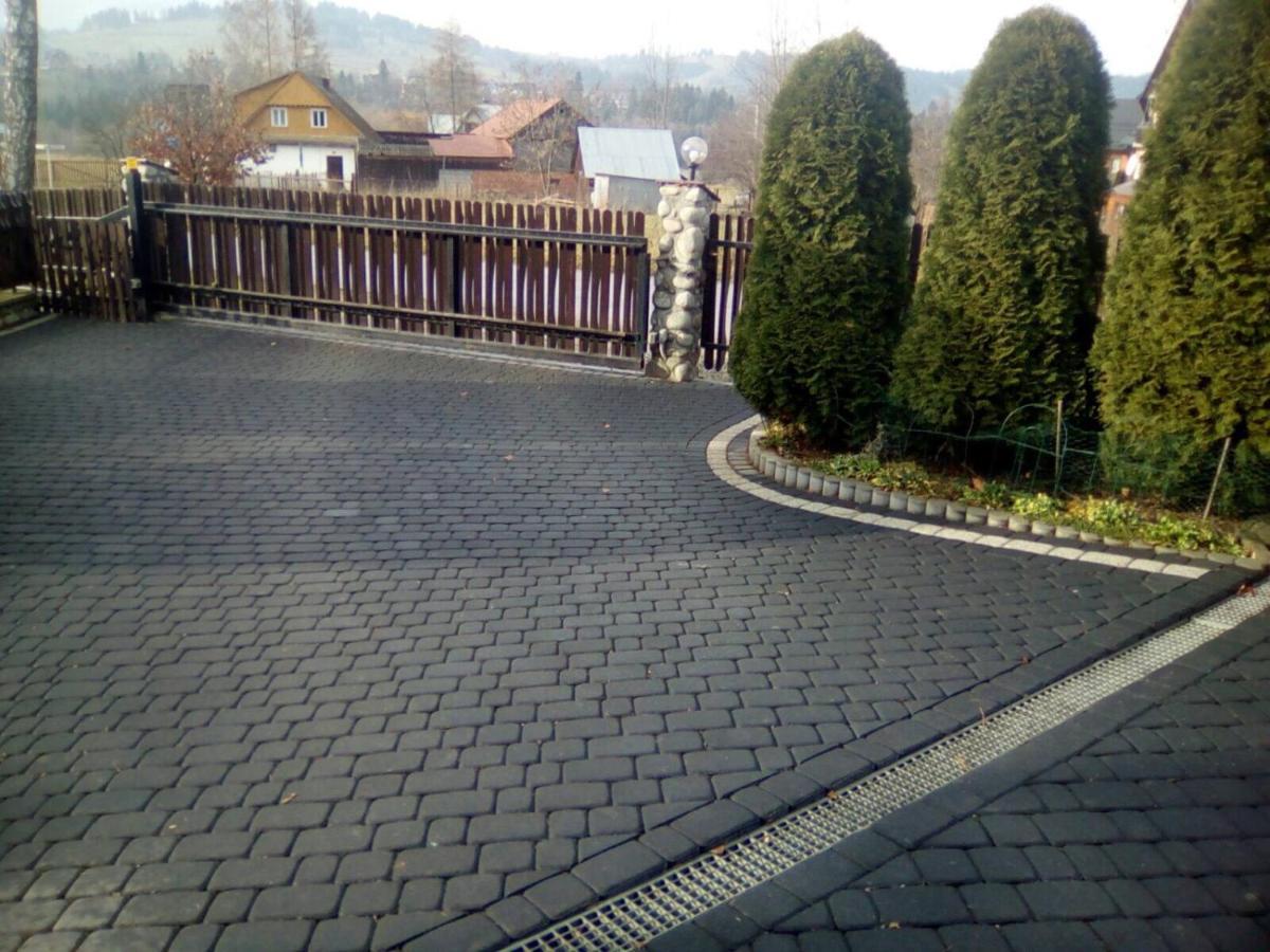 Chatka Gazdzinek Czarna Góra Exteriör bild